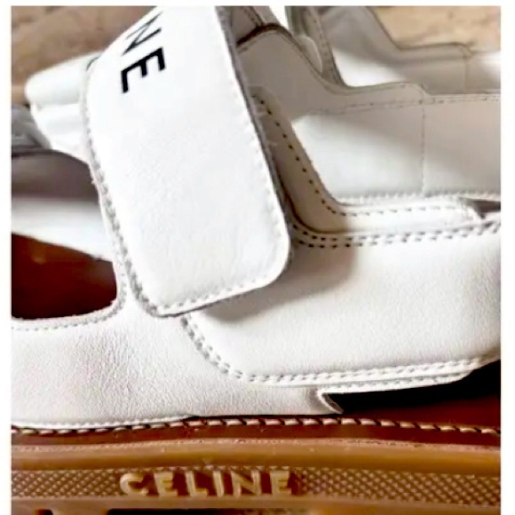 White leather Leo sandals never worn size 10 - Picture 1 of 10